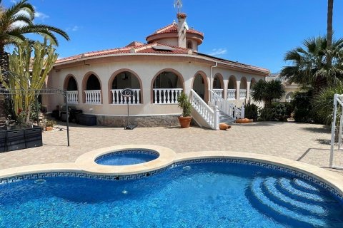 Villa for sale Rojales, Alicante, Spain 4 bedrooms, 233 sq.m. No. 127376 - photo 1