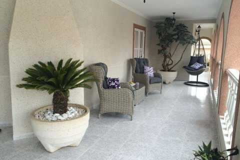 Villa for sale Rojales, Alicante, Spain 4 bedrooms, 233 sq.m. No. 127376 - photo 10