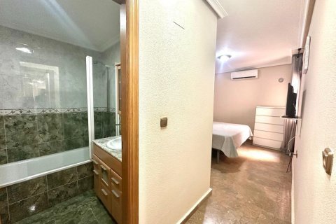 Wohnung zum Verkauf Torrevieja, Alicante, Spanien 3 Schlafzimmer, 123 m2 Nr. 127380 - Foto 23