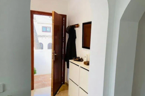Appartamento in vendita Nueva Andalucia, Malaga, Spagna 2 camere da letto, 100 mq. N° 119984 - foto 7