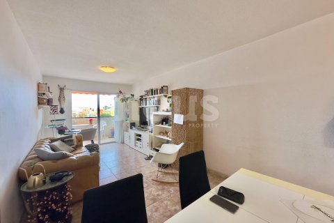 Apartment for sale Costa del Silencio, Tenerife, Spain 2 bedrooms, 67 sq.m. No. 127605 - photo 10