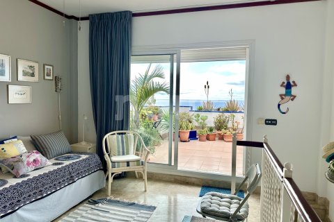Duplex for sale Los Cristianos, Tenerife, Spain 3 bedrooms, 120 sq.m. No. 127607 - photo 14