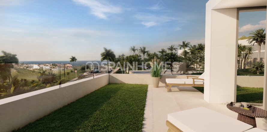 Villa i Estepona, Malaga, Spanien 4 sovrum, 164 kvm. Nr. 121232