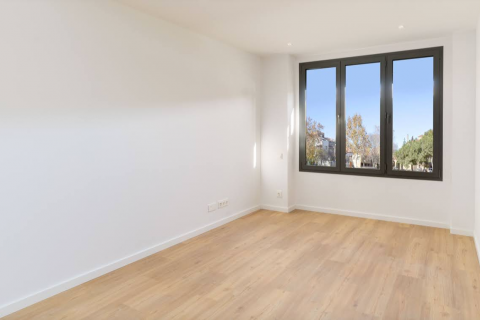 Продажа квартиры в Сабадель, Барселона, Испания 2 спальни, 67м2 №122689 - фото 3