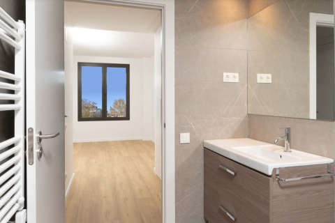 Продажа квартиры в Сабадель, Барселона, Испания 2 спальни, 67м2 №122689 - фото 15