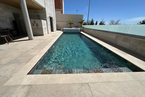 Villa for sale in Benijofar, Alicante, Spain 4 bedrooms, 475 sq.m. No. 131871 - photo 7