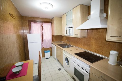 Lägenhet till salu Manilva, Malaga, Spanien 2 sovrum, 91 kvm. Nr. 127432 - foto 3