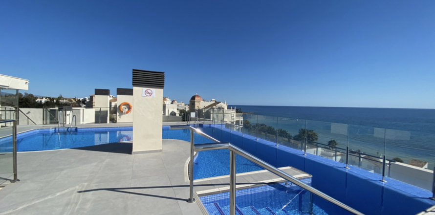 Apartment Estepona, Malaga, Spain 2 bedrooms, 76 sq.m. No. 127430