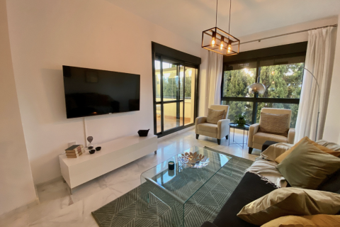 Apartment for sale Estepona, Malaga, Spain 2 bedrooms, 76 sq.m. No. 127430 - photo 2