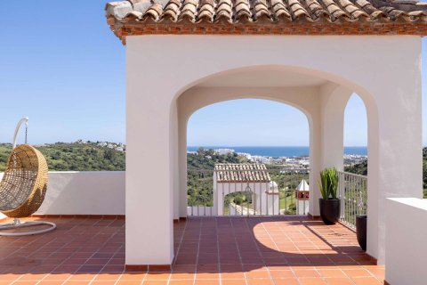 Dzīvoklis pārdošanā Estepona, Malaga, Spānijā 3 istabas, 260 m2 Nr. 123880 - attēls 3