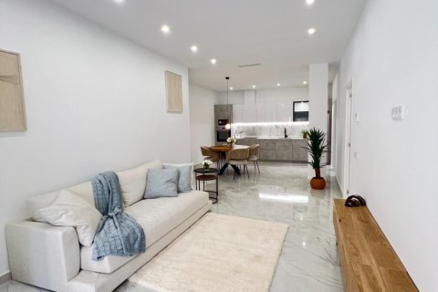 Apartment for sale Torrevieja, Alicante, Spain 2 bedrooms, 101 sq.m. No. 131526 - photo 6