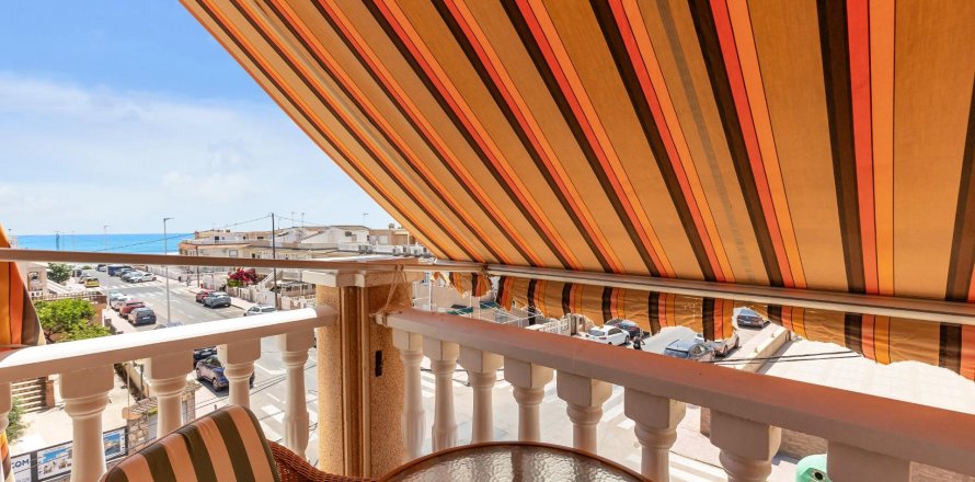 Apartamento La Mata, Alicante, España 2 dormitorios,  No. 131525