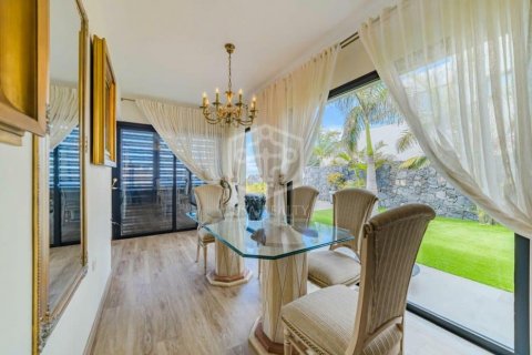 Villa à vendre Adeje, Tenerife, Espagne, 3 chambres, 336 m2 No. 120005 - photo 9