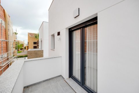 Villa for sale Torrevieja, Alicante, Spain 3 bedrooms, 105 sq.m. No. 129374 - photo 26
