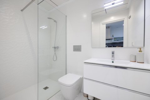 Villa for sale Torrevieja, Alicante, Spain 3 bedrooms, 105 sq.m. No. 129374 - photo 25
