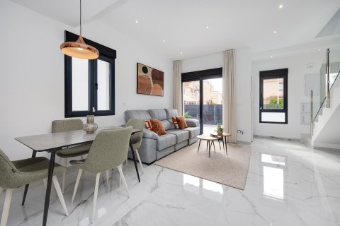 Villa for sale Torrevieja, Alicante, Spain 3 bedrooms, 105 sq.m. No. 129374 - photo 5