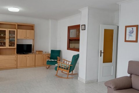 Apartment for sale Torrevieja, Alicante, Spain 3 bedrooms,  No. 124980 - photo 9