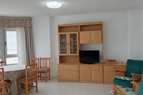 Apartment for sale Torrevieja, Alicante, Spain 3 bedrooms,  No. 124980 - photo 7