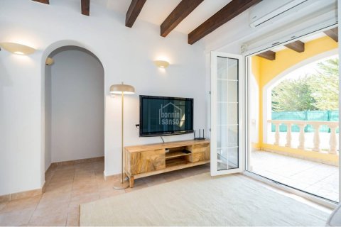 Продажа виллы Кала'н Бош, Менорка, Испания 3 спальни, 121м2 №130833 - фото 6