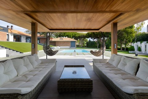 House zum Verkauf El Mas Mates, Girona, Spanien 9 Schlafzimmer, 1430 m2 Nr. 130440 - Foto 1