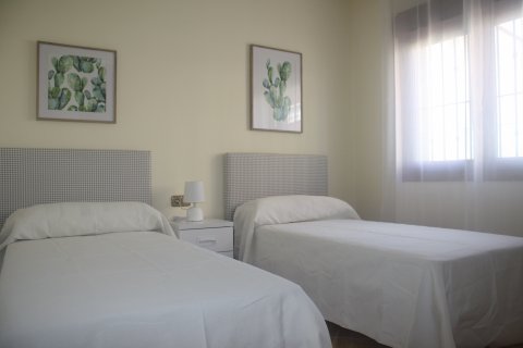 Villa en venta Torrevieja, Alicante, España 3 dormitorios, 319 m2 No. 123537 - foto 6