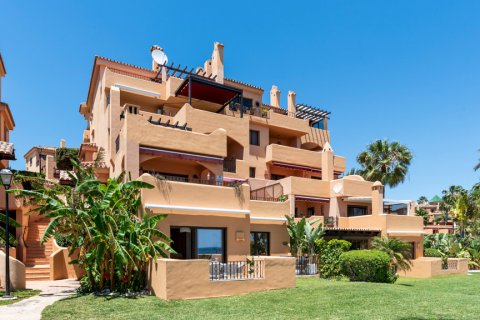 Продажа квартиры в Эстепона, Малага, Испания 3 спальни, 108м2 №122057 - фото 21