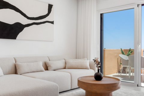 Продажа квартиры в Эстепона, Малага, Испания 3 спальни, 108м2 №122057 - фото 8