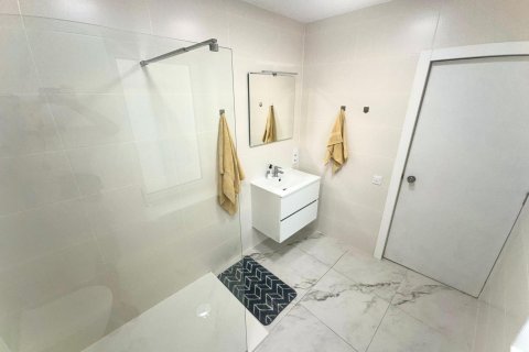 Appartamento in vendita Alicante, Spagna 3 camere da letto, 124 mq. N° 127382 - foto 18