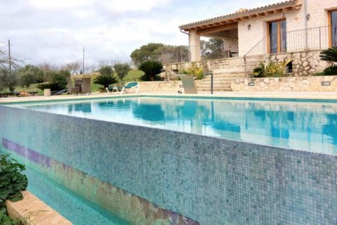 Villa for sale Lloret De Vistalegre, Mallorca, Spain No. 127042 - photo 8