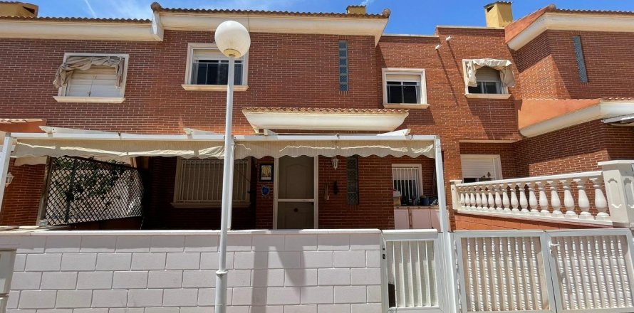 Duplex Santa Pola, Alicante, Spain 4 bedrooms, 103 sq.m. No. 131484