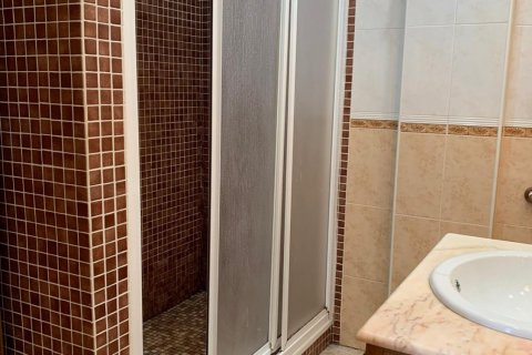 Duplex for sale Santa Pola, Alicante, Spain 4 bedrooms, 103 sq.m. No. 131484 - photo 12
