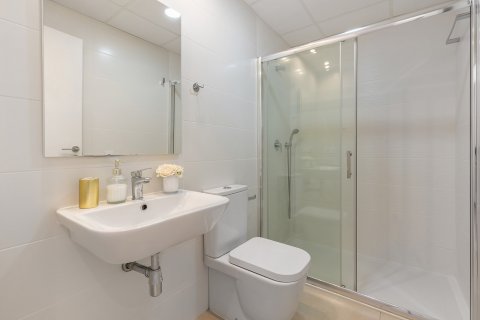 Apartment for sale Orihuela, Alicante, Spain 3 bedrooms, 106 sq.m. No. 129573 - photo 18
