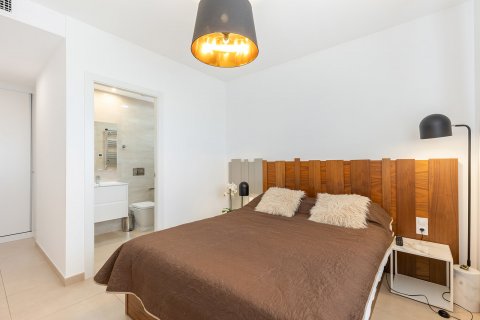 Apartment for sale Orihuela, Alicante, Spain 3 bedrooms, 106 sq.m. No. 129573 - photo 17