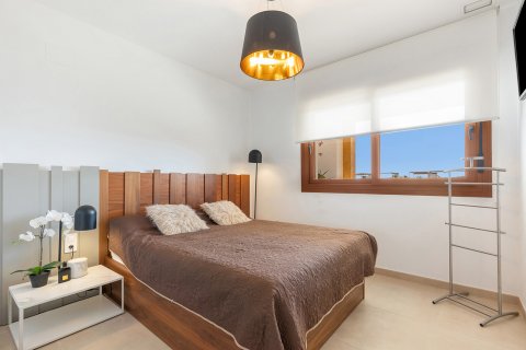 Apartment for sale Orihuela, Alicante, Spain 3 bedrooms, 106 sq.m. No. 129573 - photo 15