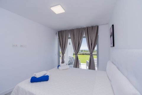 Apartment for sale Estepona, Malaga, Spain 2 bedrooms, 106 sq.m. No. 127428 - photo 24