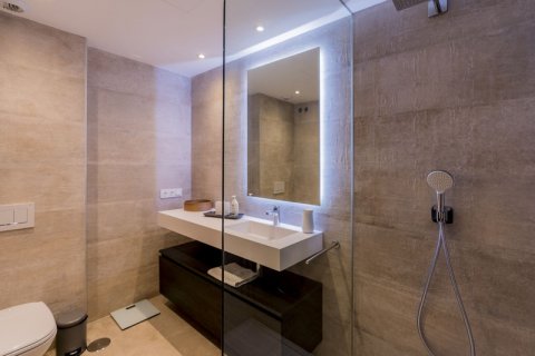 Apartment for sale Estepona, Malaga, Spain 2 bedrooms, 106 sq.m. No. 127428 - photo 22