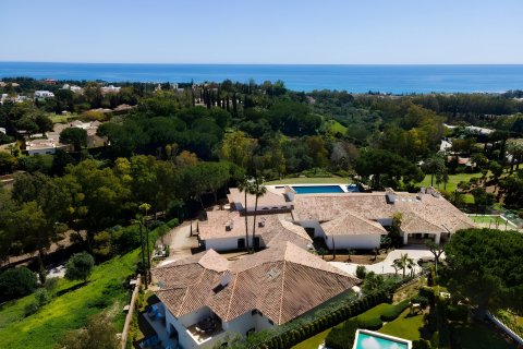 House for sale Marbella, Malaga, Spain 16 bedrooms, 2000 sq.m. No. 130261 - photo 14
