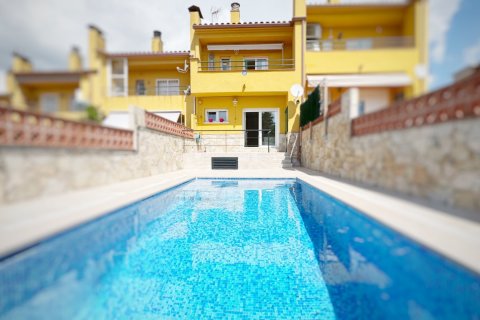 Townhouse for sale Lloret de Mar, Girona, Spain 4 bedrooms, 154 sq.m. No. 130266 - photo 2