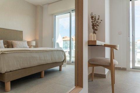 Продажа квартиры в Плайя Фламенка II, Аликанте, Испания 2 спальни, 77м2 №122813 - фото 12
