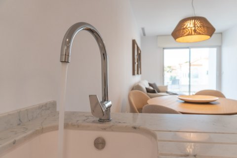 Продажа квартиры в Плайя Фламенка II, Аликанте, Испания 2 спальни, 77м2 №122813 - фото 20