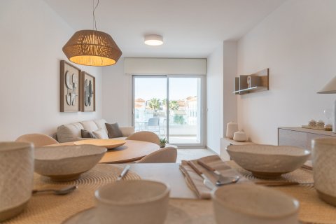 Продажа квартиры в Плайя Фламенка II, Аликанте, Испания 2 спальни, 77м2 №122813 - фото 21