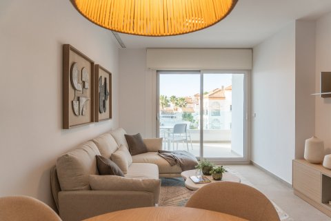 Продажа квартиры в Плайя Фламенка II, Аликанте, Испания 2 спальни, 77м2 №122813 - фото 23