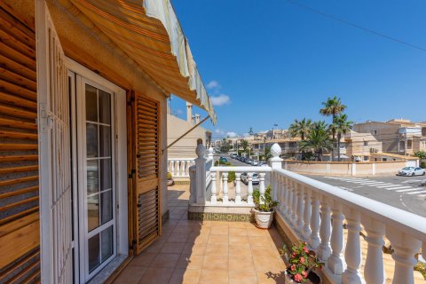 Townhouse à vendre Torrevieja, Alicante, Espagne, 4 chambres, 105 m2 No. 129497 - photo 19