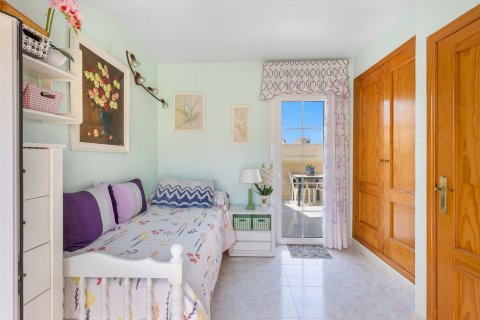 Townhouse à vendre Torrevieja, Alicante, Espagne, 4 chambres, 105 m2 No. 129497 - photo 30