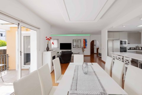 Продажа виллы в Торремолинос, Малага, Испания 5 спален, 408м2 №121956 - фото 9