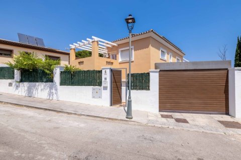 Продажа виллы в Торремолинос, Малага, Испания 5 спален, 408м2 №121956 - фото 1