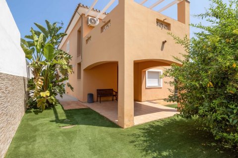 Продажа виллы в Торремолинос, Малага, Испания 5 спален, 408м2 №121956 - фото 2