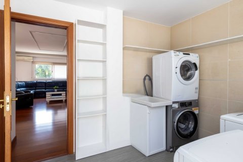 Продажа виллы в Торремолинос, Малага, Испания 5 спален, 408м2 №121956 - фото 24