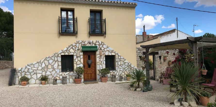 Finca Monovar, Alicante, Espagne 5 chambres, 300 m2 No. 125612