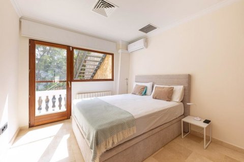 Villa for rent Santa Ponsa, Mallorca, Spain 4 bedrooms, 350 sq.m. No. 129837 - photo 14